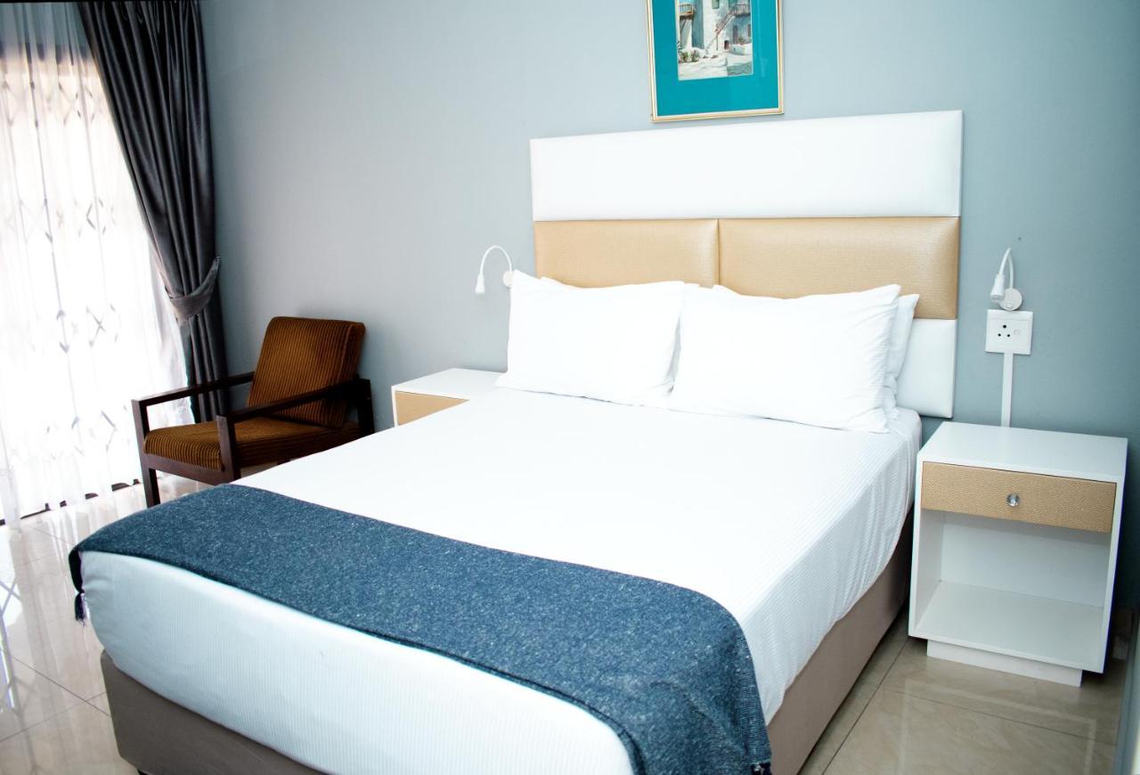 Sada Boutique Hotel Port Edward Room photo