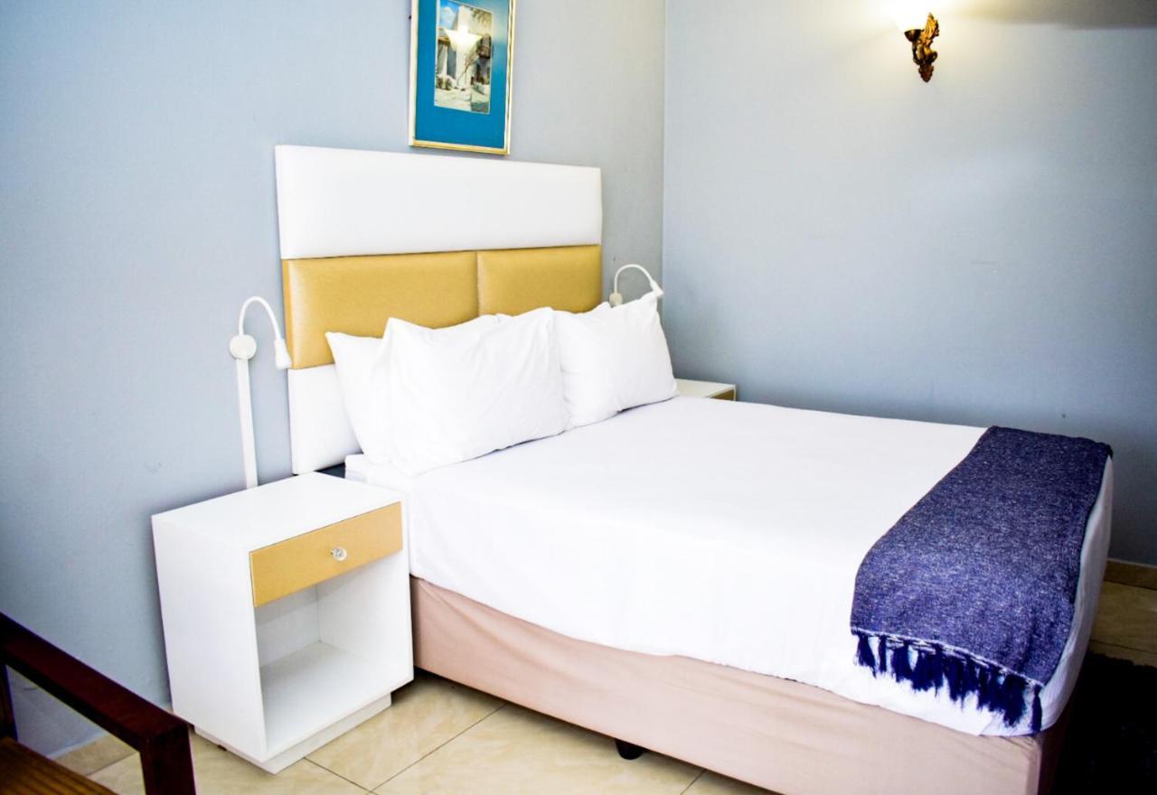 Sada Boutique Hotel Port Edward Room photo